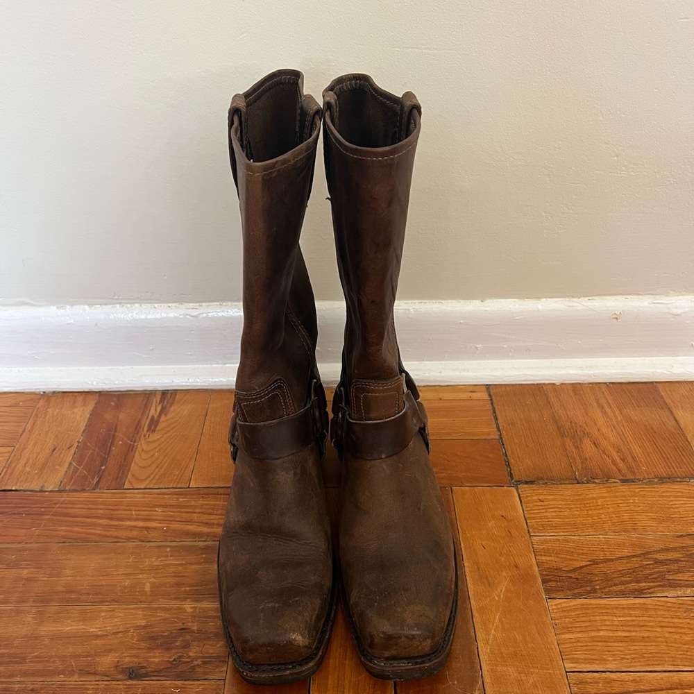 Women’s Frye Boots Brown Leather size 8.5